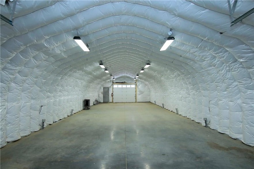 1429 Meadow Dr, Ottawa, ON à vendre - Photo du bâtiment - Image 2 de 4