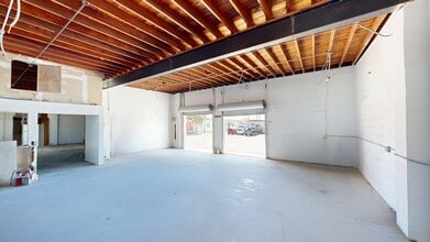 2539-2545 Coolidge Ave, Orlando, FL for lease Interior Photo- Image 2 of 4
