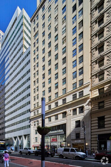 50 Broadway, New York, NY à louer - Photo du bâtiment - Image 3 de 11