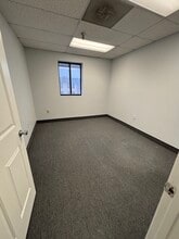 5714 Industry Ln, Frederick, MD à louer Photo intérieure- Image 2 de 5