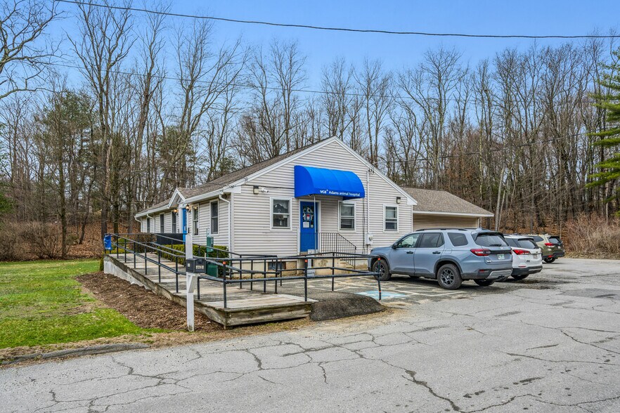 1287 S Main St, Athol, MA à vendre - Photo du bâtiment - Image 3 de 11