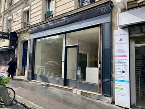 85 Rue Du Mont Cenis, Paris à louer Photo du bâtiment- Image 1 de 9