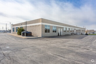 410 Conestogo Rd, Waterloo, ON à vendre Photo du bâtiment- Image 2 de 4