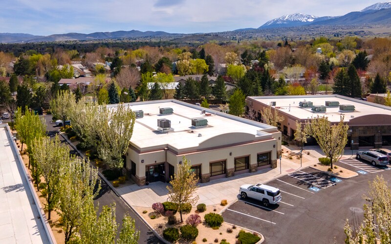 5595 S Kietzke Ln, Reno, NV à vendre Photo du bâtiment- Image 1 de 1