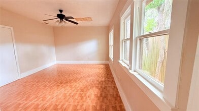 808 NW 23rd Ave, Gainesville, FL for lease Interior Photo- Image 1 of 1