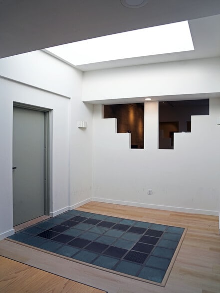 1315 Pacific Ave, Santa Cruz, CA for lease - Building Photo - Image 2 of 7