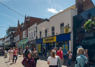 Plus de détails pour 9 West St, Horsham - Commerce de détail à vendre