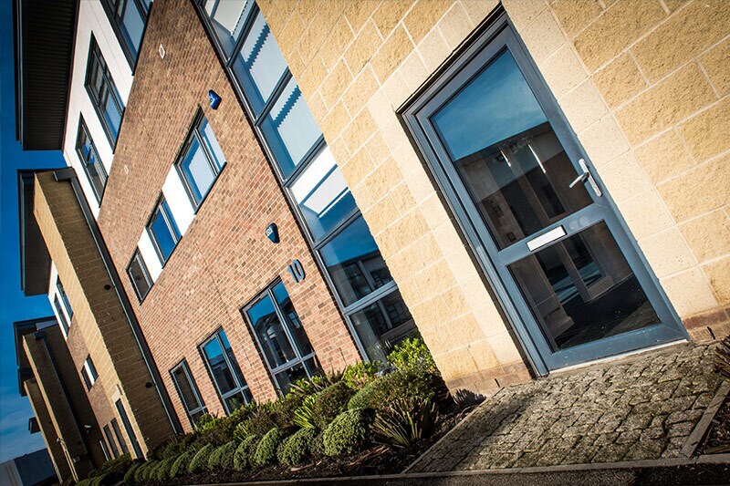 12-4 Suites 12, 14 & 15 Pickers Gill Court, Crown Road Ct, Sunderland for lease - Building Photo - Image 3 of 12