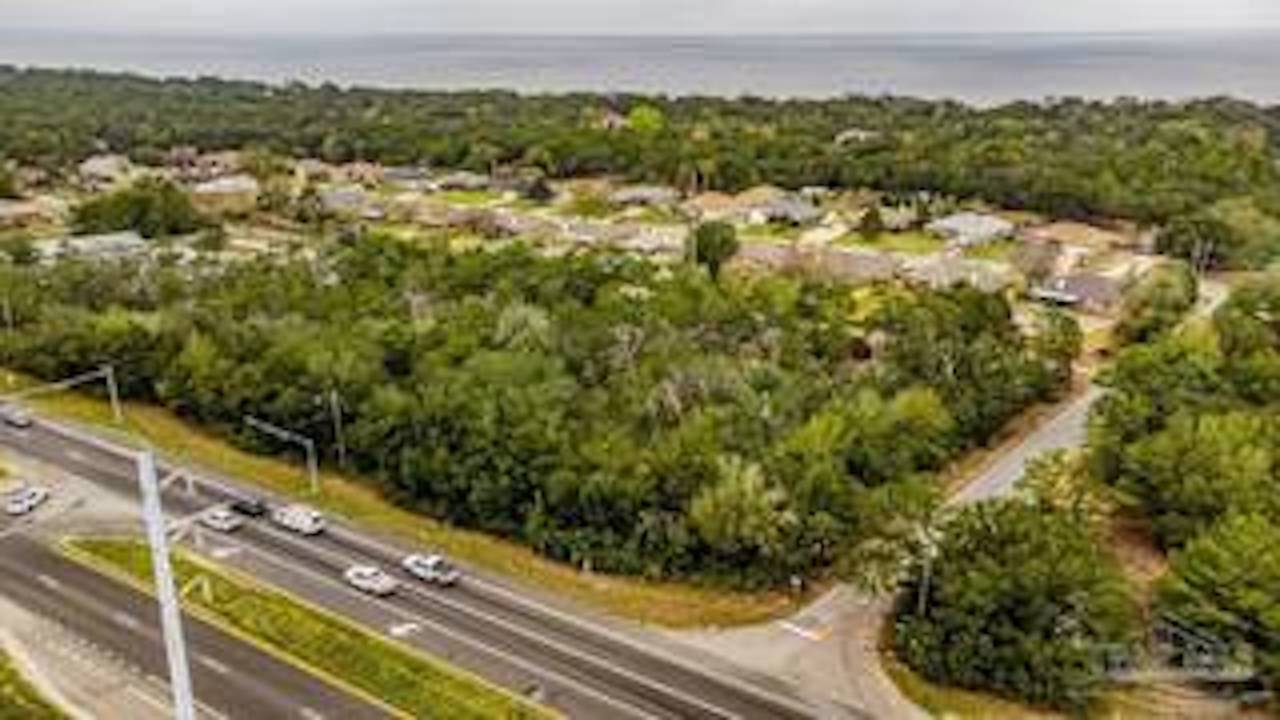 4900 Gulf Breeze Pkwy Pky, Gulf Breeze, FL à vendre Autre- Image 1 de 2