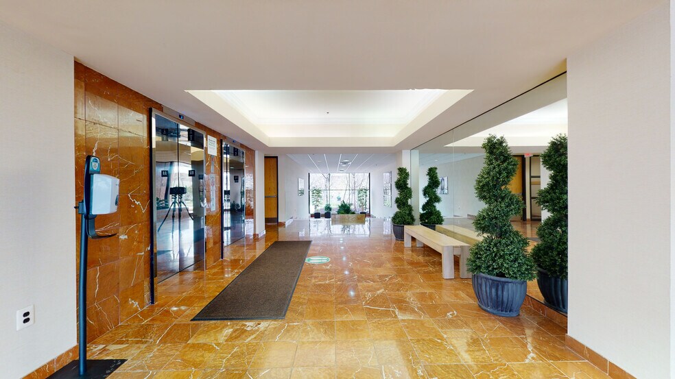 660 American Ave, King Of Prussia, PA for lease - Matterport 3D Scan - Image 3 of 40