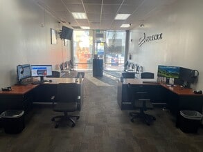 1117-1205 S Oxnard Blvd, Oxnard, CA for lease Interior Photo- Image 2 of 3