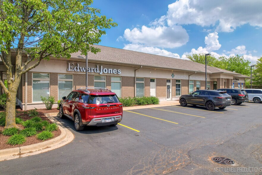 608 E Veterans Pky, Yorkville, IL for sale - Building Photo - Image 3 of 21