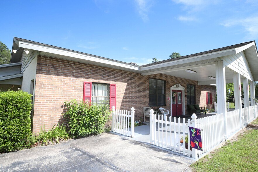 201 Zeagler Dr, Palatka, FL for sale - Primary Photo - Image 1 of 1