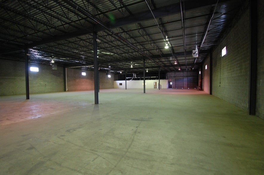 2101 83rd St, North Bergen, NJ for lease - Building Photo - Image 3 of 8