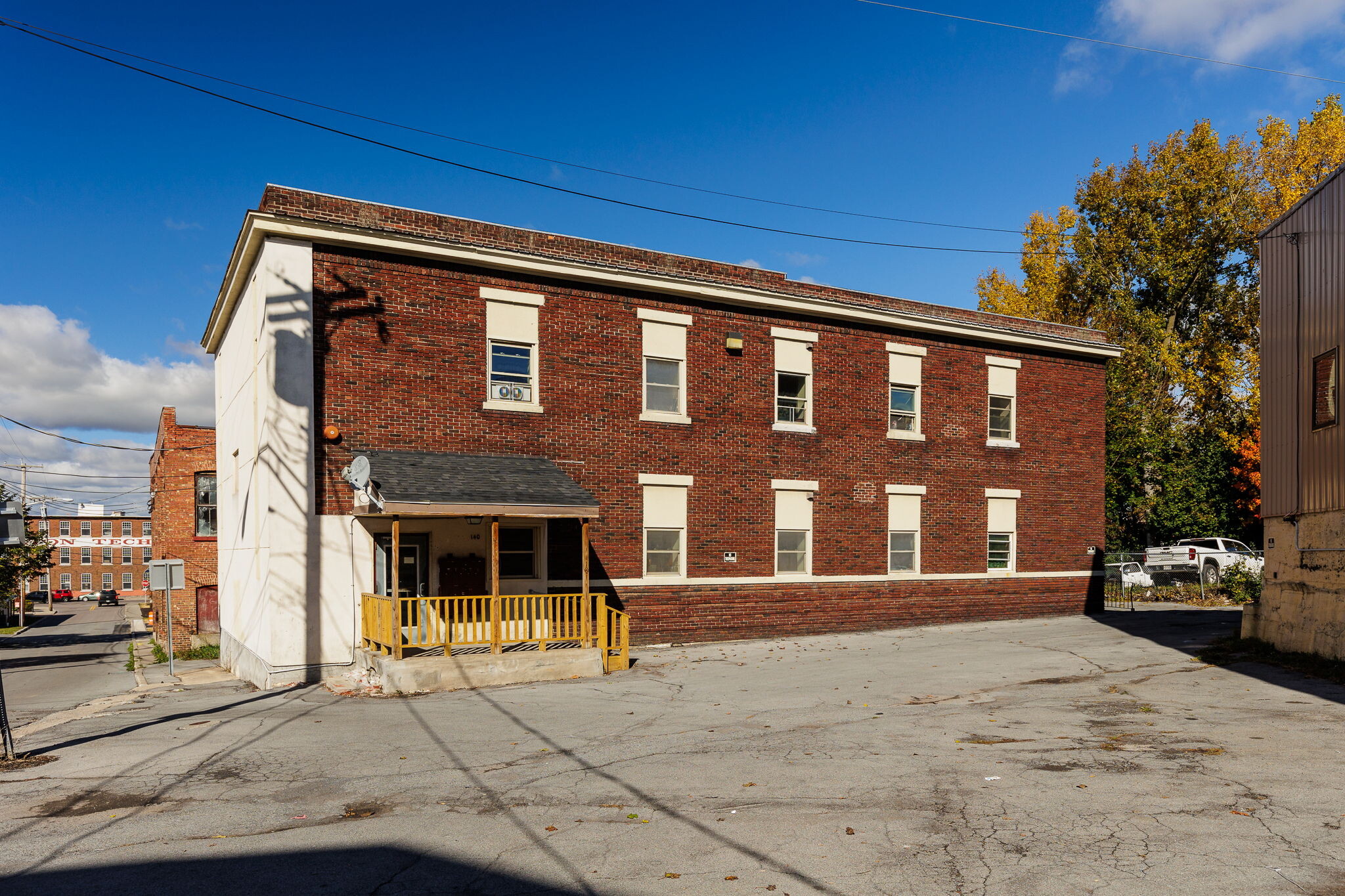 140 Polk St, Watertown, NY à vendre Photo du b timent- Image 1 de 45