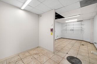 5601 NE Martin Luther King Jr Blvd, Portland, OR for lease Interior Photo- Image 1 of 6