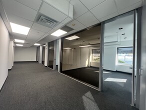 401-407 Lincoln Rd, Miami Beach, FL for lease Interior Photo- Image 1 of 5