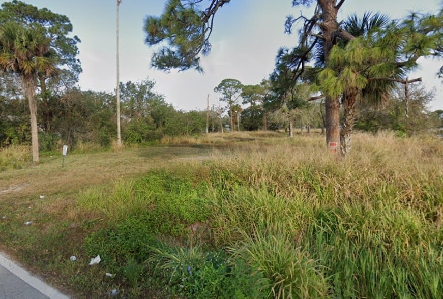 1408 Peachtree St, Cocoa, FL à louer - Photo du bâtiment - Image 3 de 4