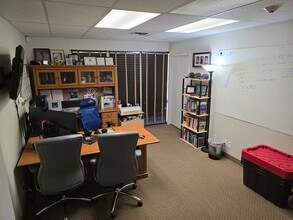 7177 Brockton Ave, Riverside, CA for lease Interior Photo- Image 1 of 4