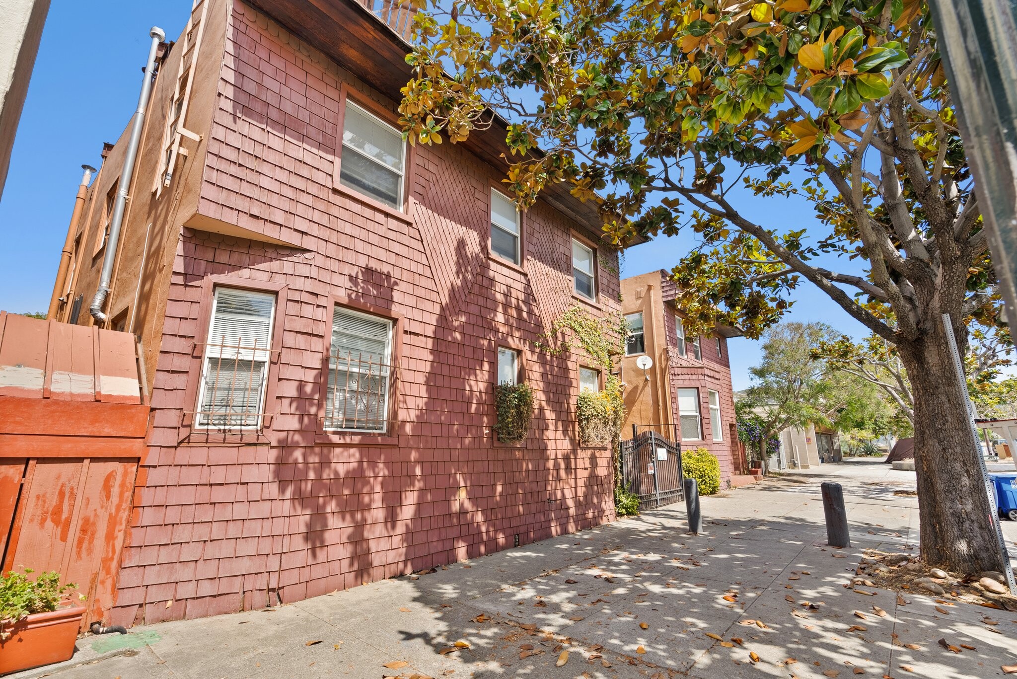 2930-2932 Adeline St, Berkeley, CA à vendre Photo du bâtiment- Image 1 de 40