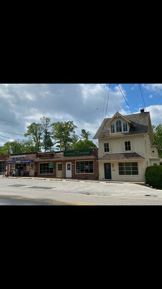 615 Conestoga Rd, Villanova, PA à louer - Photo du bâtiment - Image 2 de 20