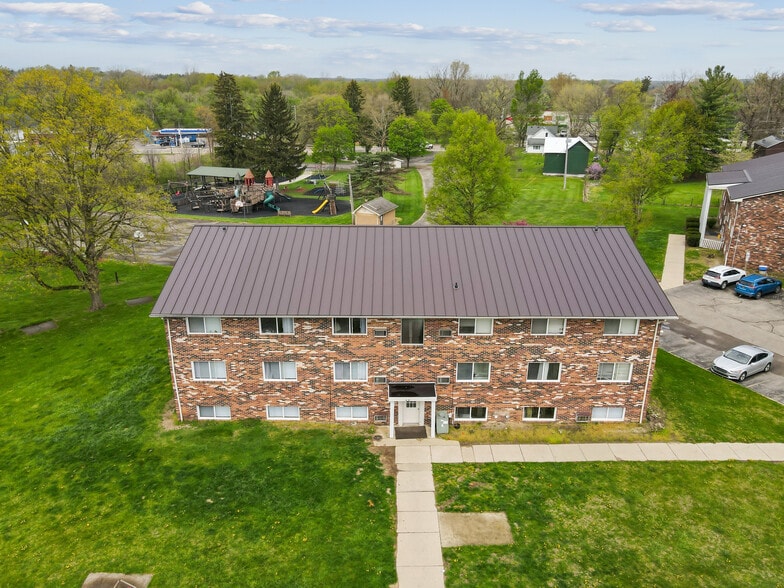 186 1st St, Olivet, MI for sale - Building Photo - Image 3 of 15