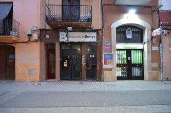 Commerce de détail dans Vilanova i la Geltrú, Barcelona à louer Photo intérieure- Image 2 de 15