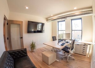 1586 E Stratford Ave, Salt Lake City, UT à louer Photo intérieure- Image 2 de 4