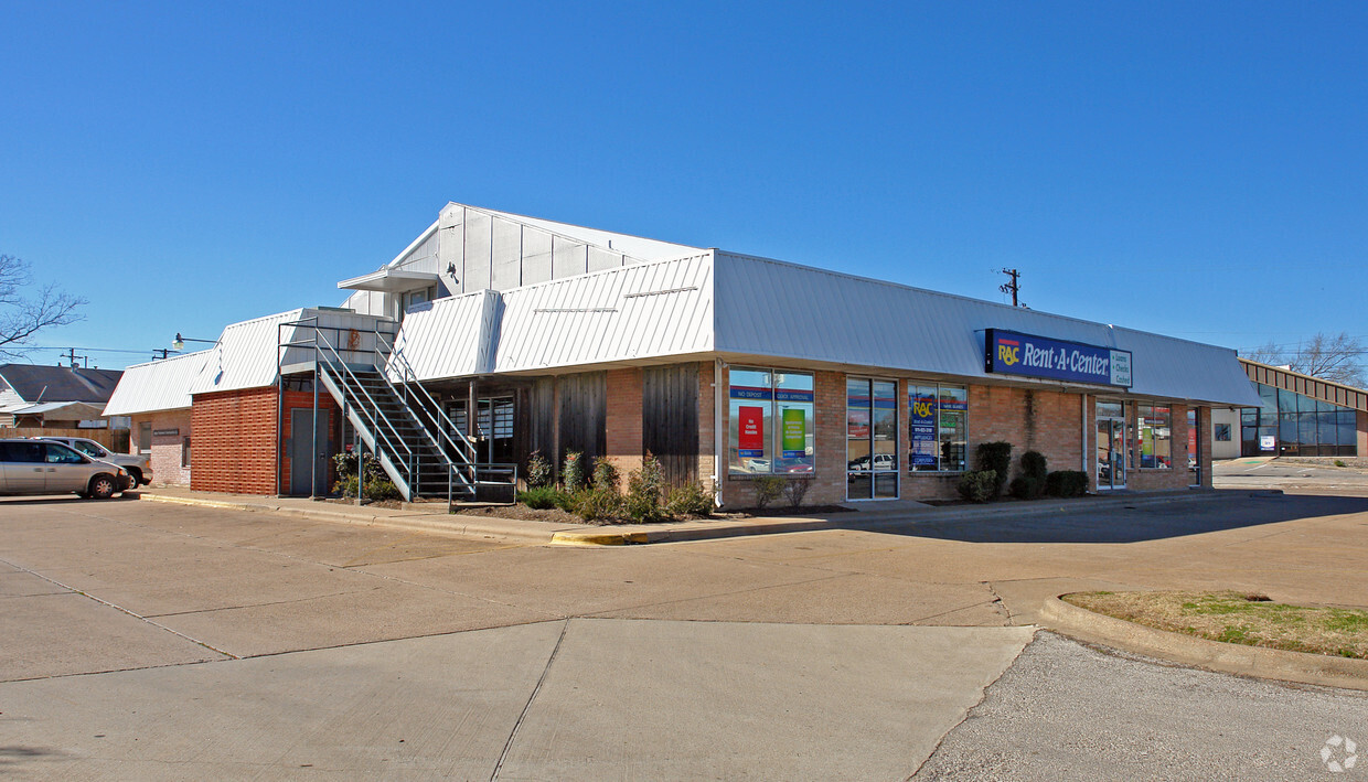 1300 S Texas Ave, Bryan, TX à vendre Photo du b timent- Image 1 de 6