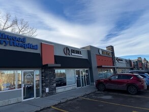 10233 Elbow Dr SW, Calgary, AB à louer Photo du bâtiment- Image 1 de 1