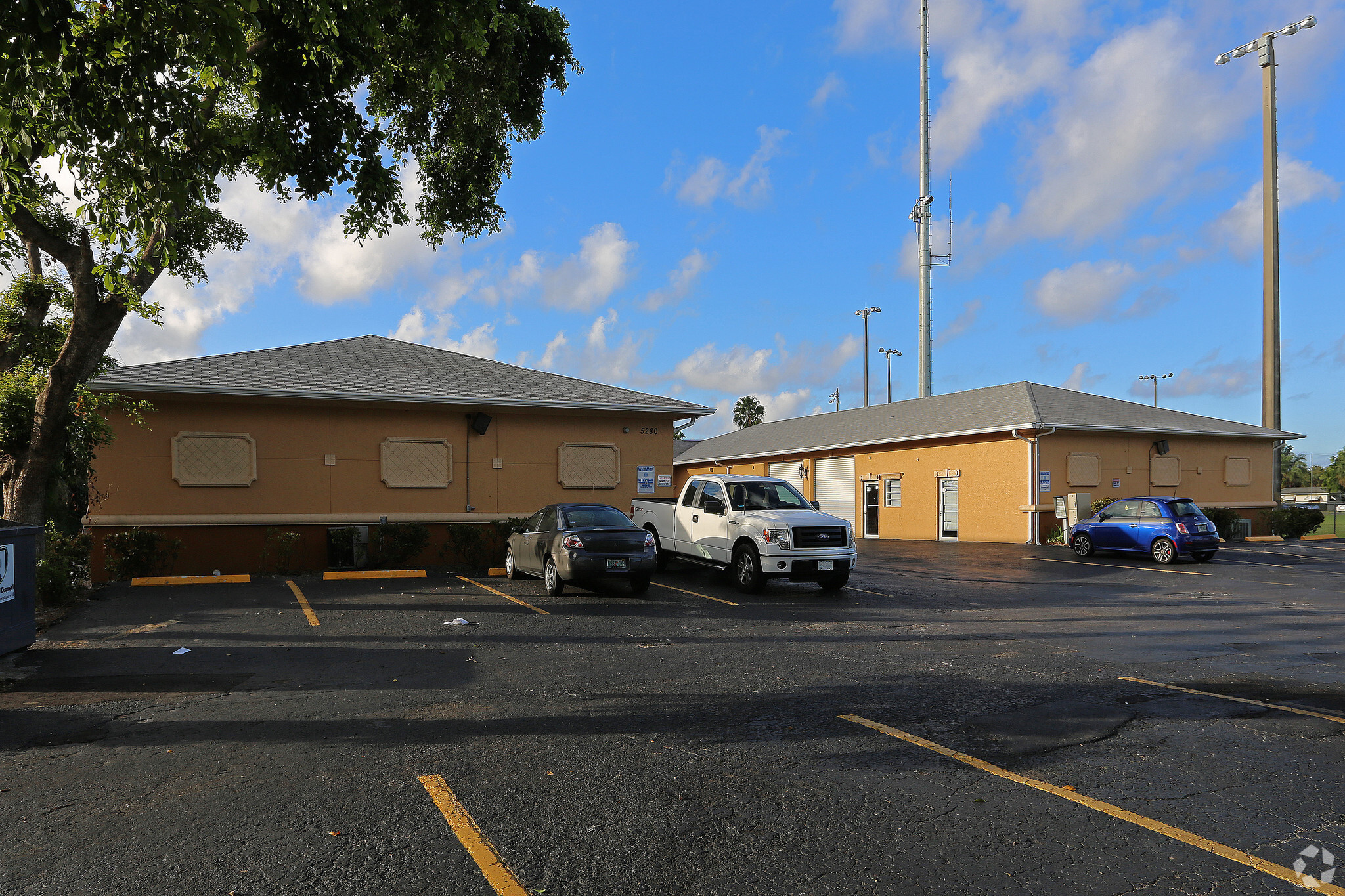 5280 10th Ave N, Greenacres, FL for lease Primary Photo- Image 1 of 14