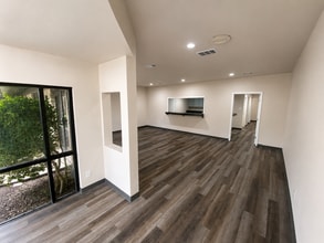 1721 Cimarron Trl, Hurst, TX for sale Interior Photo- Image 1 of 4