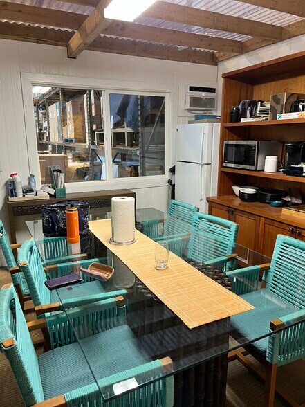 74-5518 Kaiwi St, Kailua Kona, HI à louer - Photo du bâtiment - Image 3 de 4