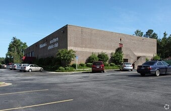 754 Beaver Ruin Rd NW, Lilburn, GA for lease Building Photo- Image 1 of 2