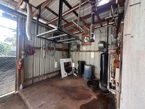 111-123 N Kings Ave, Brandon, FL for lease Interior Photo- Image 2 of 4