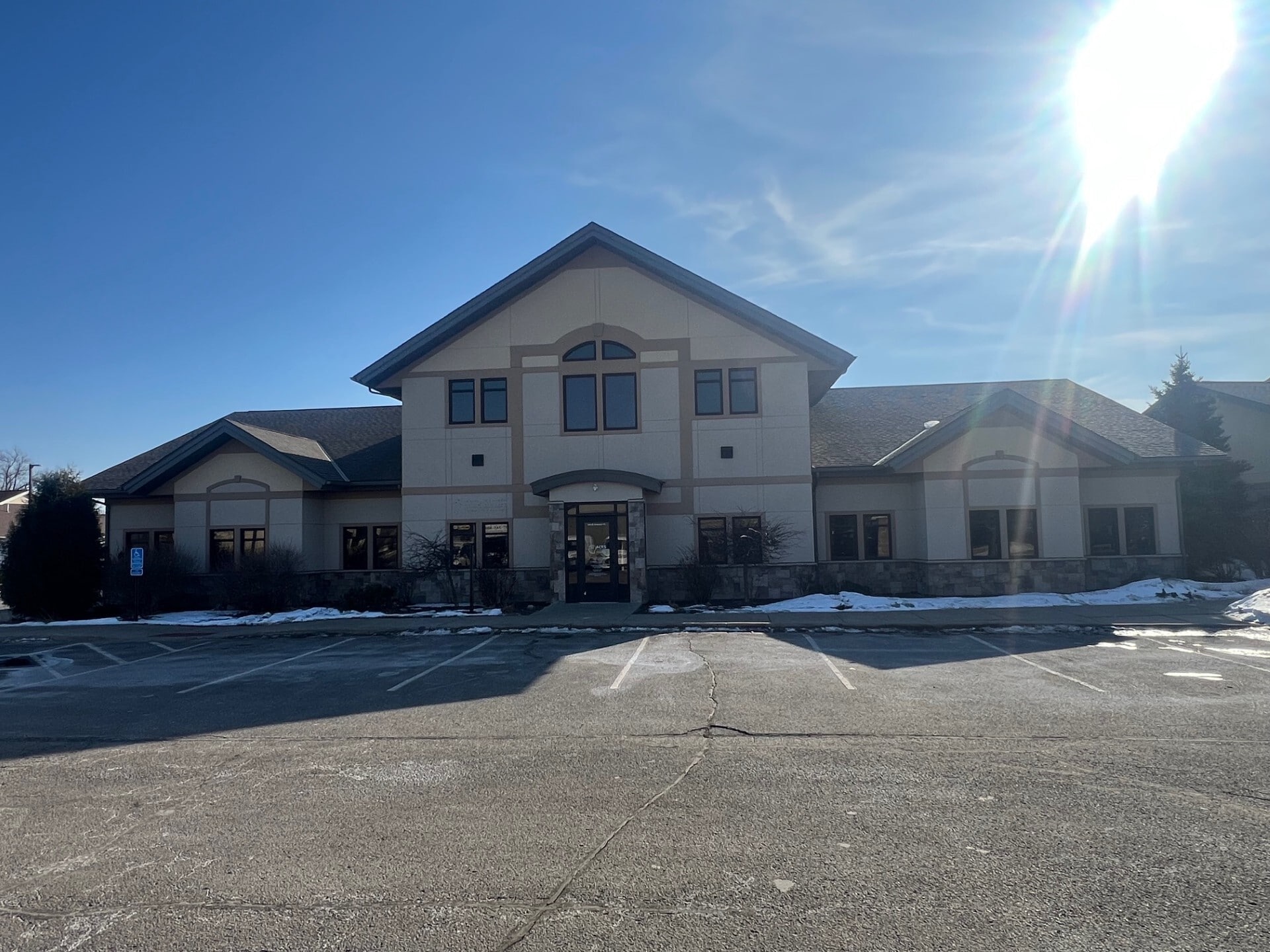 121 Saint Andrews Ct, Mankato, MN for lease Building Photo- Image 1 of 20