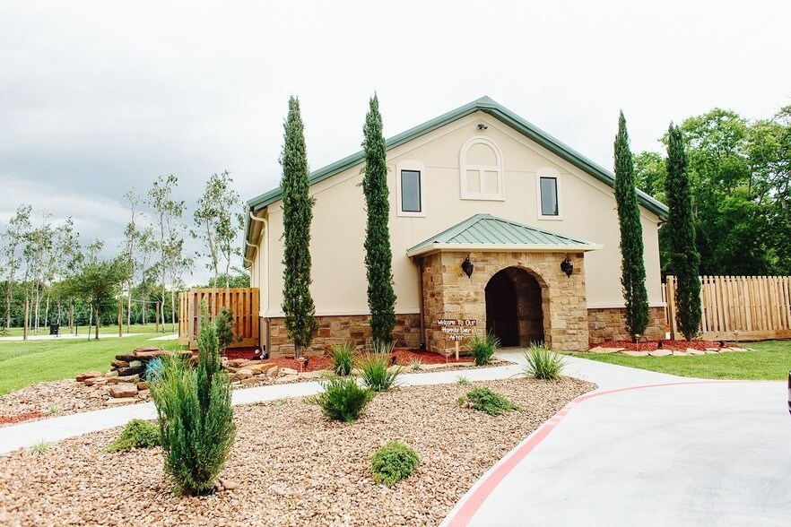 2300 Koster Rd, Alvin, TX à vendre - Photo du bâtiment - Image 2 de 30