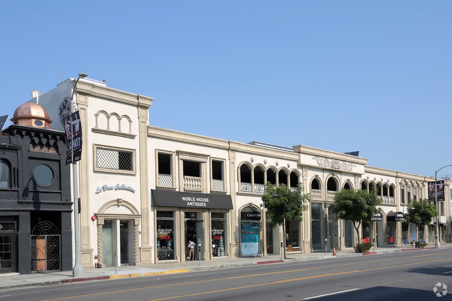 145 N La Brea Ave, Los Angeles, CA for lease - Building Photo - Image 2 of 6