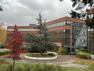More details for 2 Boulevard Des Chênes, Guyancourt - Office for Lease