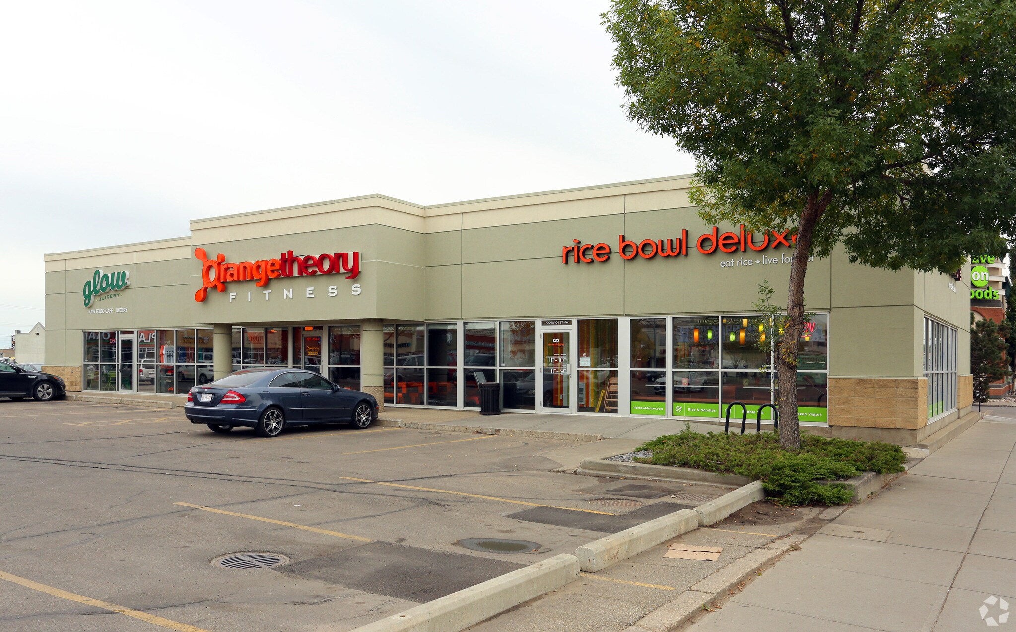 7911 104th St NW, Edmonton, AB for sale Primary Photo- Image 1 of 1