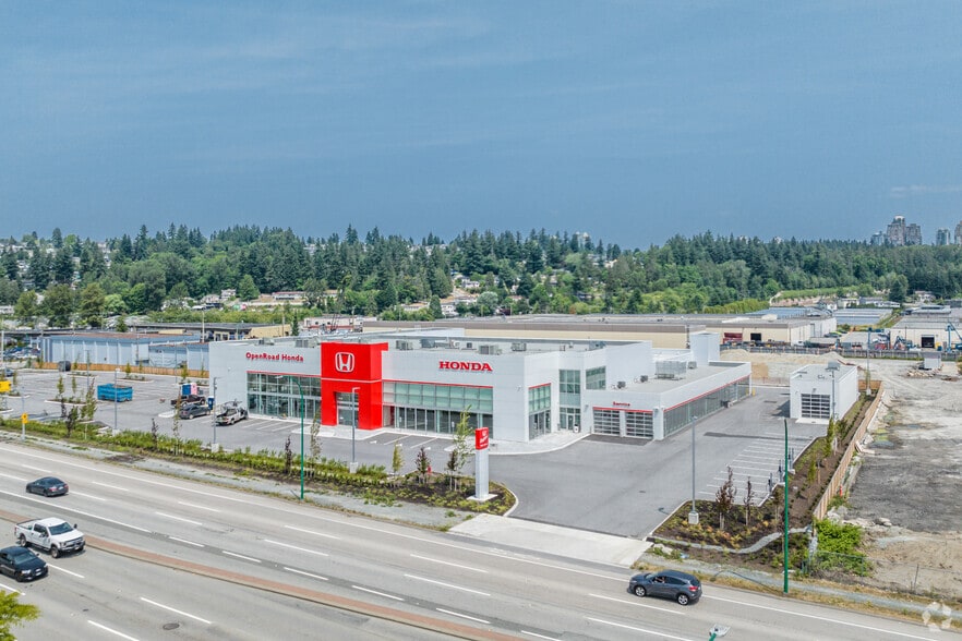 5743 Byrne Rd, Burnaby, BC for lease - Building Photo - Image 2 of 7
