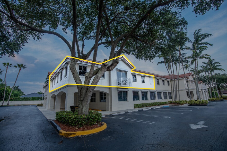 7765 SW 87th Ave, Miami, FL à vendre - Photo du bâtiment - Image 2 de 30