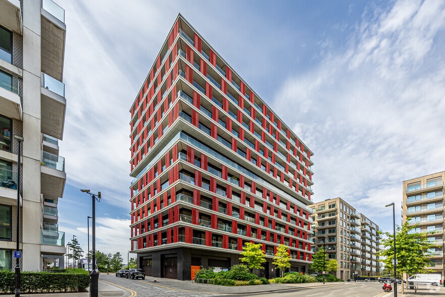 North Woolwich Rd, London for sale - Building Photo - Image 1 of 2