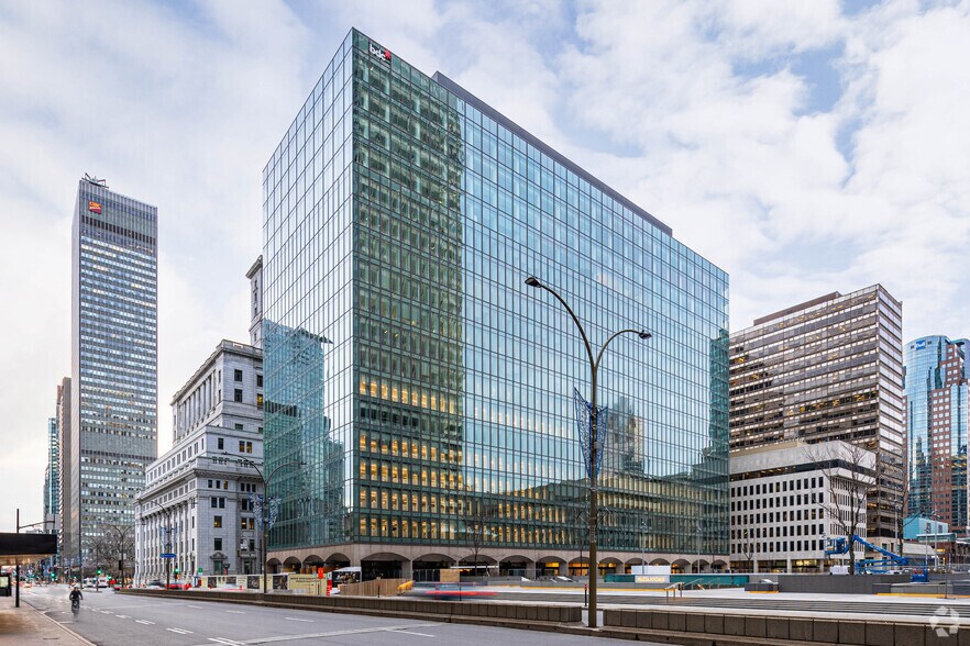 5 Pl Ville-Marie, Montréal, QC à vendre - Photo du bâtiment - Image 1 de 1