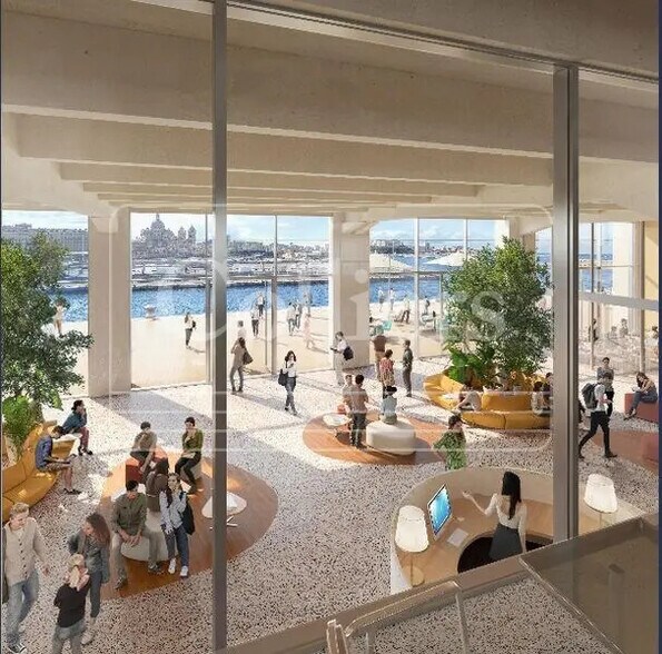 Office in Marseille for lease - Building Photo - Image 3 of 4