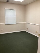 1001 N Washington Blvd, Sarasota, FL for lease Interior Photo- Image 2 of 2