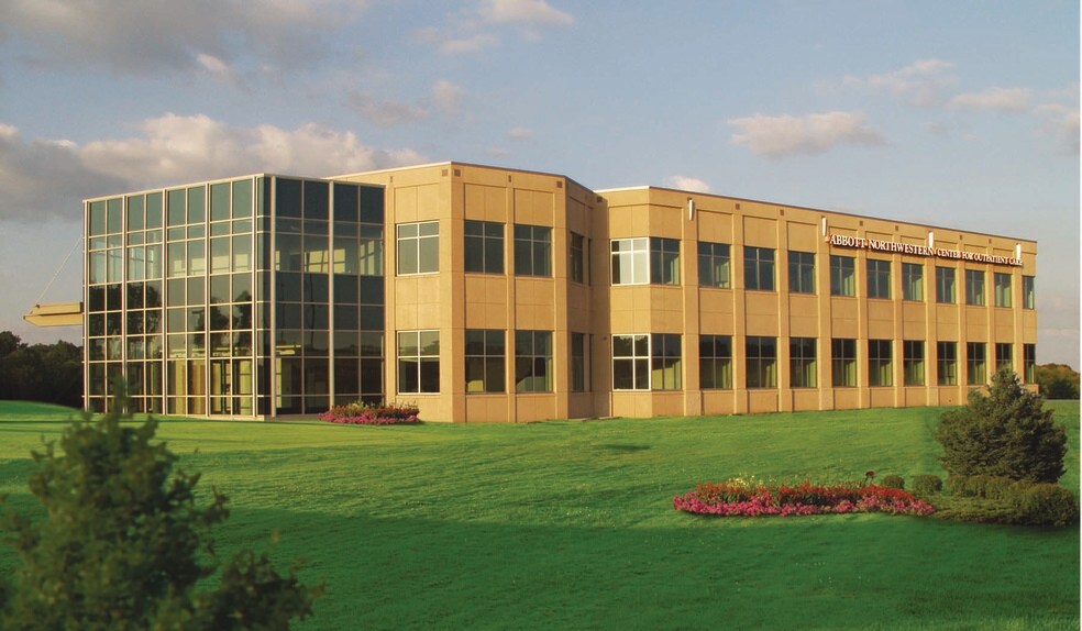 8100 W 78th St, Edina, MN for lease - Building Photo - Image 1 of 8