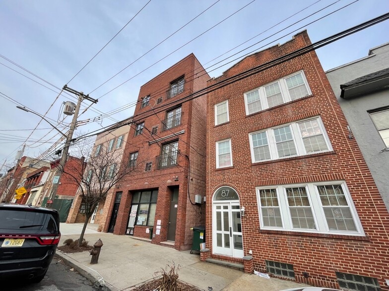 85 Montgomery Ave, Staten Island, NY for sale - Building Photo - Image 2 of 10