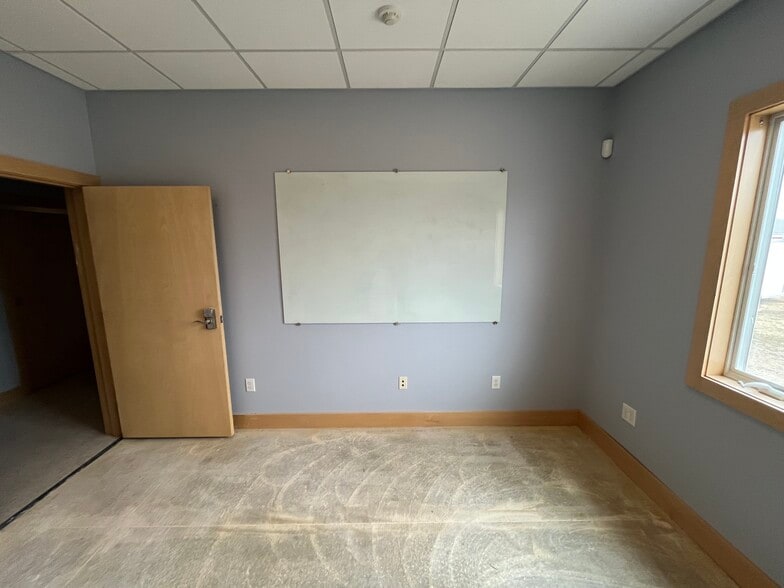 468 Portland St, Berwick, ME for lease - Building Photo - Image 3 of 6
