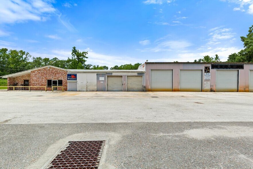 15928 County Road 108, Hilliard, FL à vendre - Photo du bâtiment - Image 2 de 72